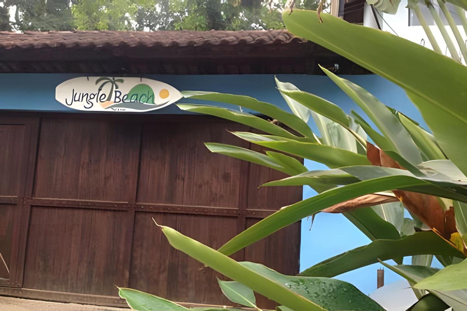Jungle Beach *